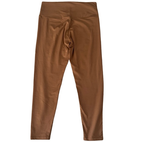 Aerie Offline The Hugger High-Waisted Leggings in Tan Brown - Picture 2 of 8